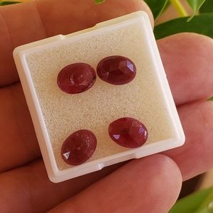 Four loose Natural Ruby Cabachons gemstones